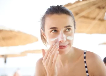 How frequently should you use sunscreen at home to get the most Indoor Sunscreen benefits for the skin?