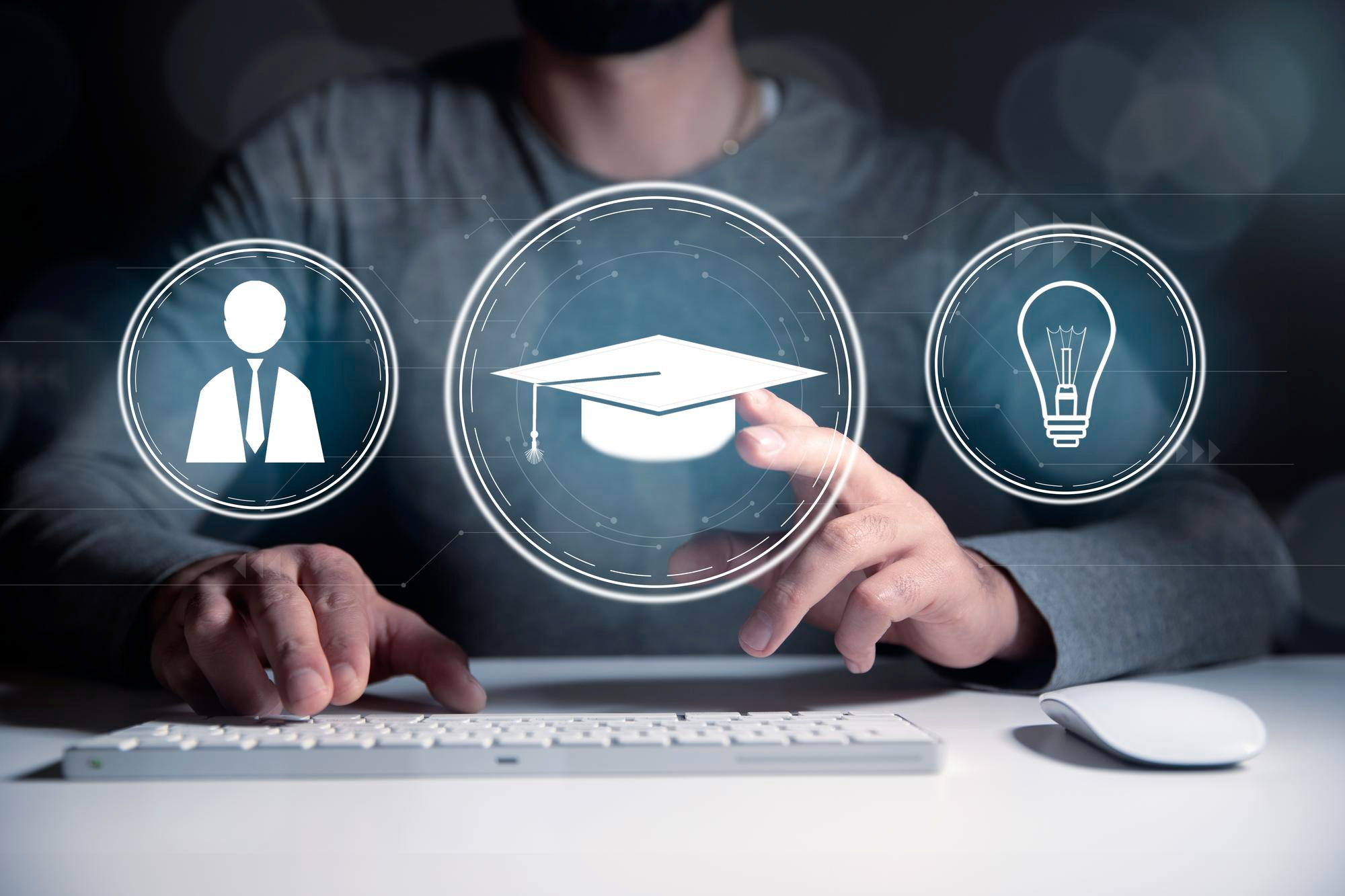 What is the Executive online MBA and its aspects?