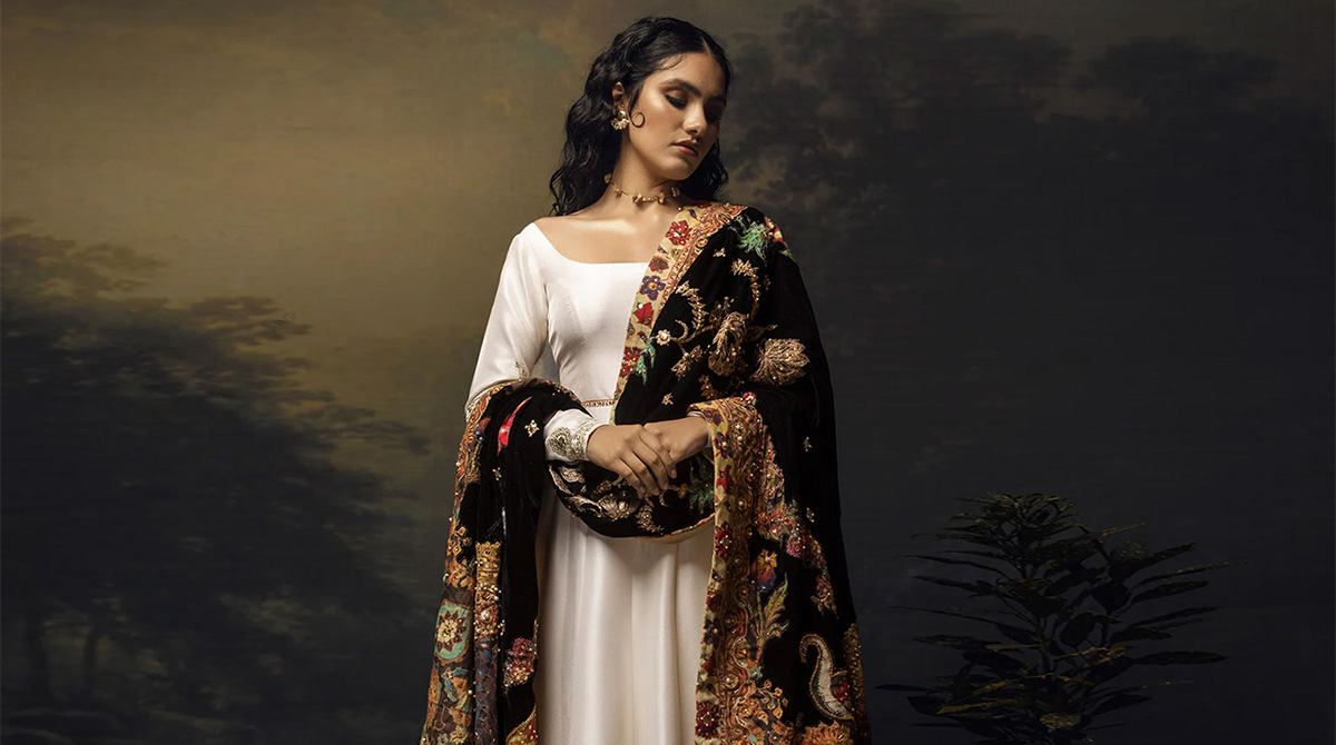 Formal Clothing Pakistan