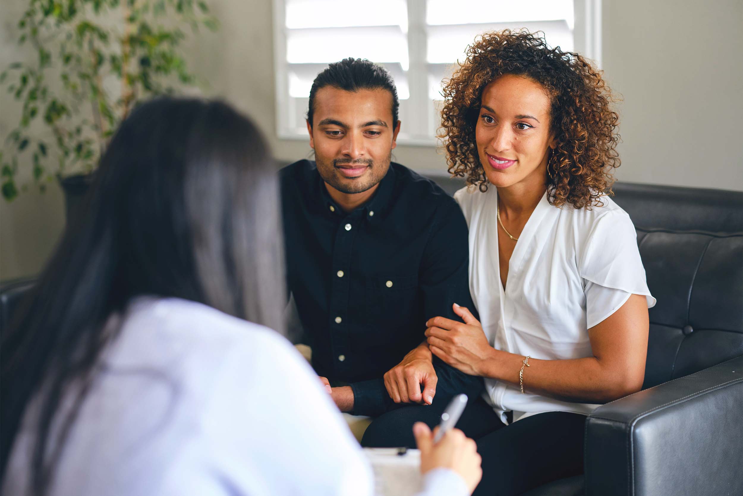 Strengthening Bonds: How Couples Therapy in Mississauga Builds Healthier Relationships