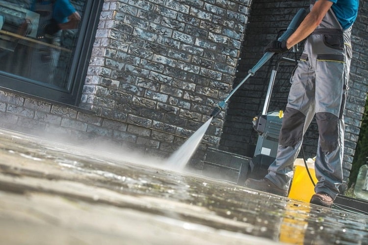 Pressure Washing Service in San Marcos CA