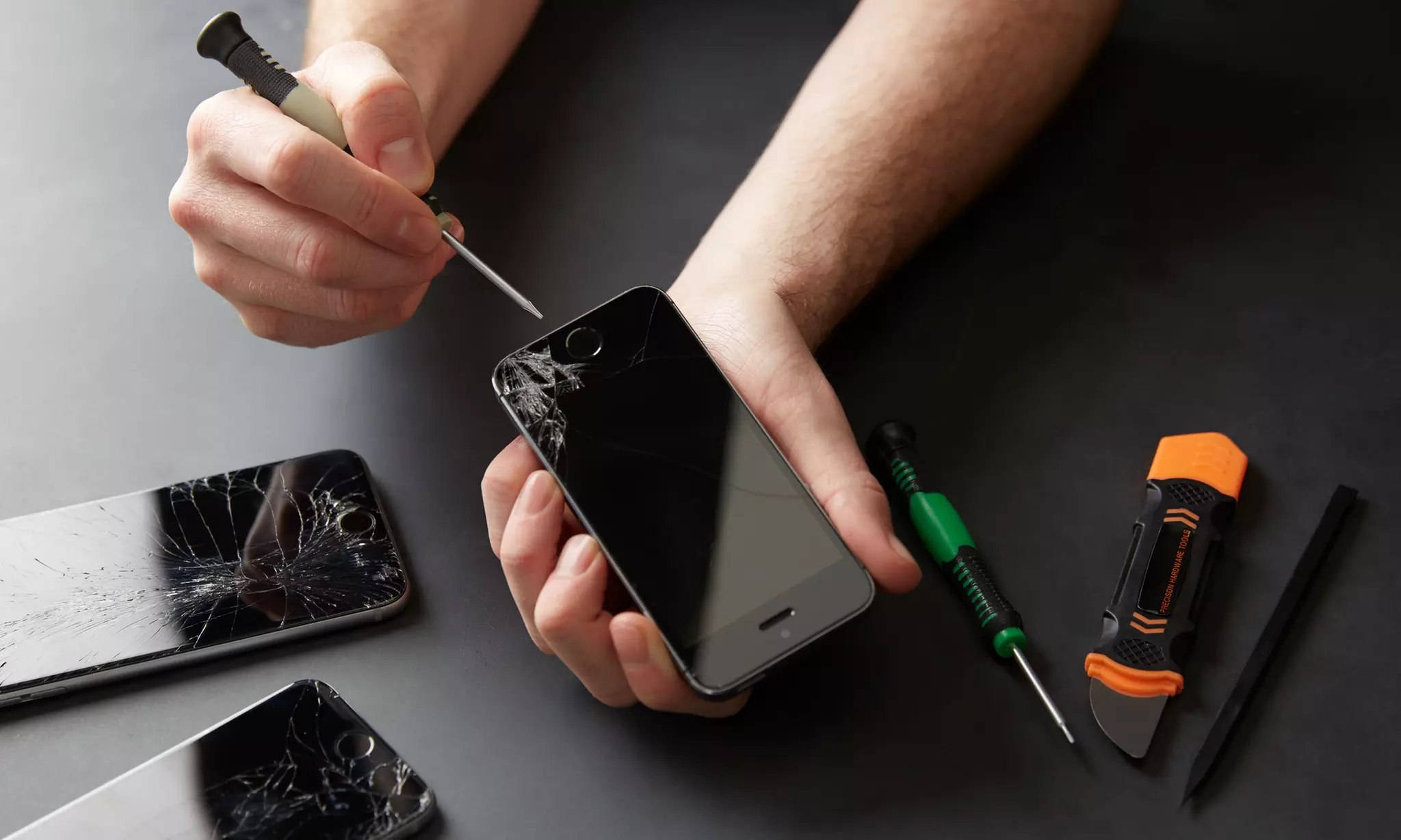 What Happens During a Professional Phone Repair?