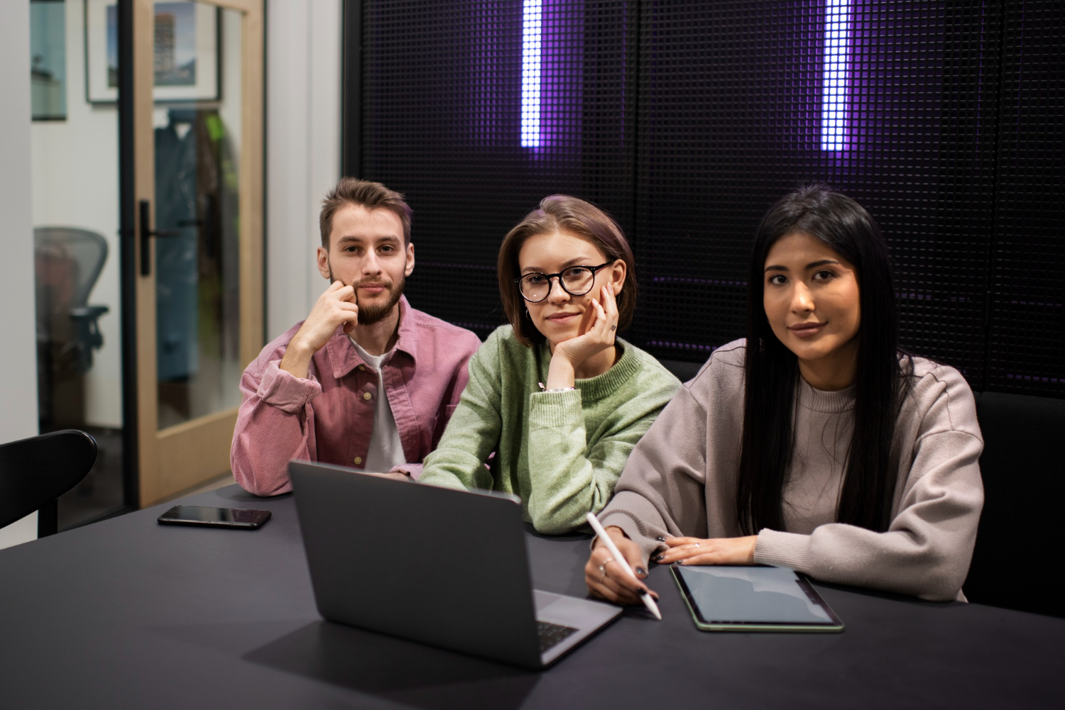why-remote-teams-succeed-when-you-hire-dedicated-developers